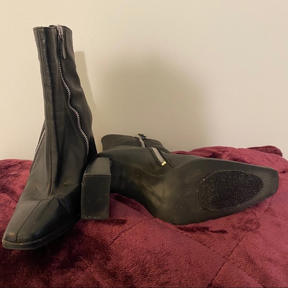 L’intervalle Leather Boots - Picture 3 of 3